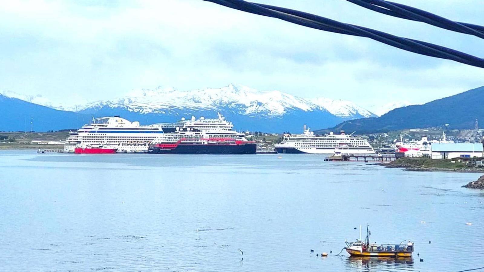 Balcones Del Beagle Apart Ushuaia Exterior photo