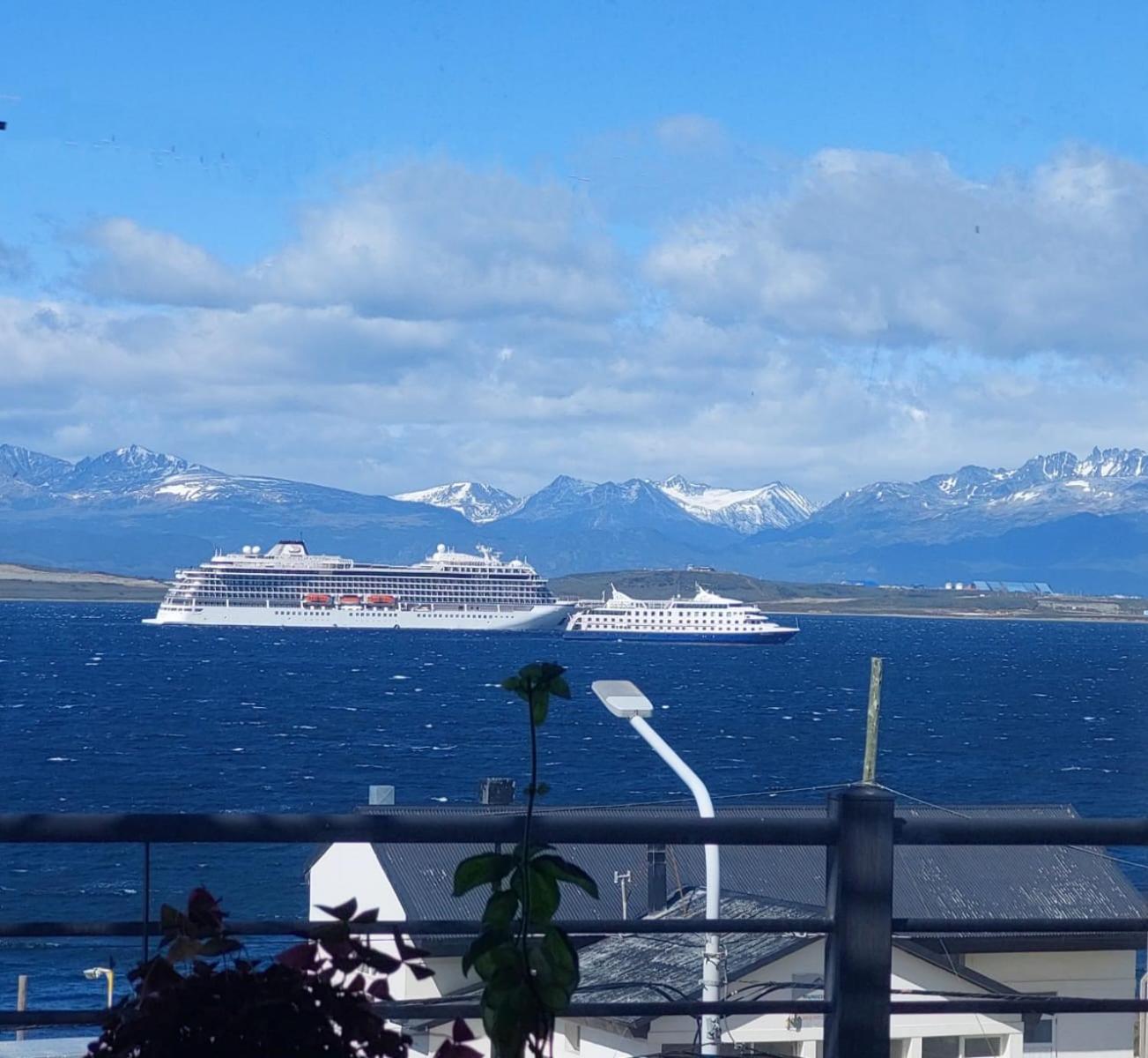 Balcones Del Beagle Apart Ushuaia Exterior photo