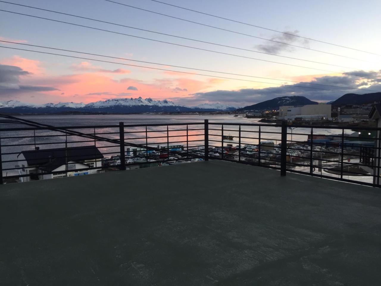 Balcones Del Beagle Apart Ushuaia Exterior photo