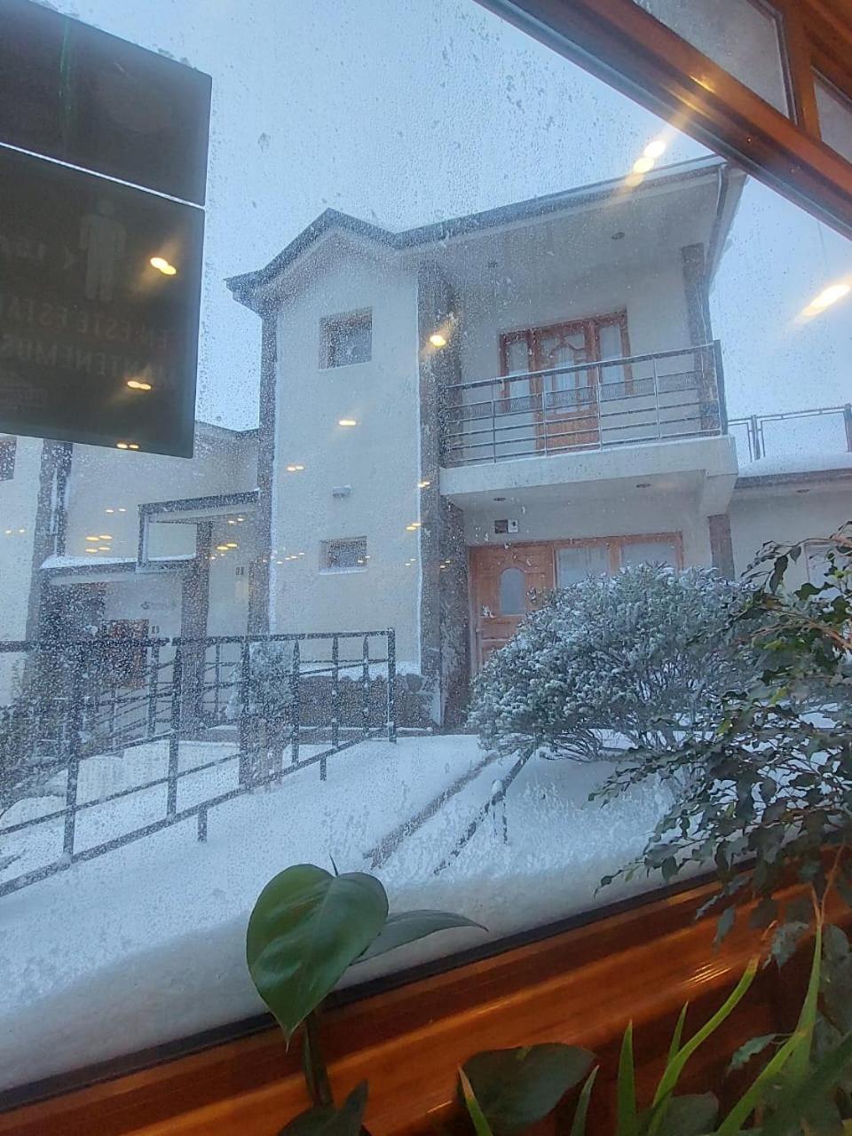 Balcones Del Beagle Apart Ushuaia Exterior photo